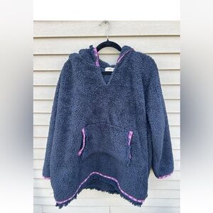 Natural Life Women’s One Size Navy Blue Hooded Oversized Furry Sweatshirt